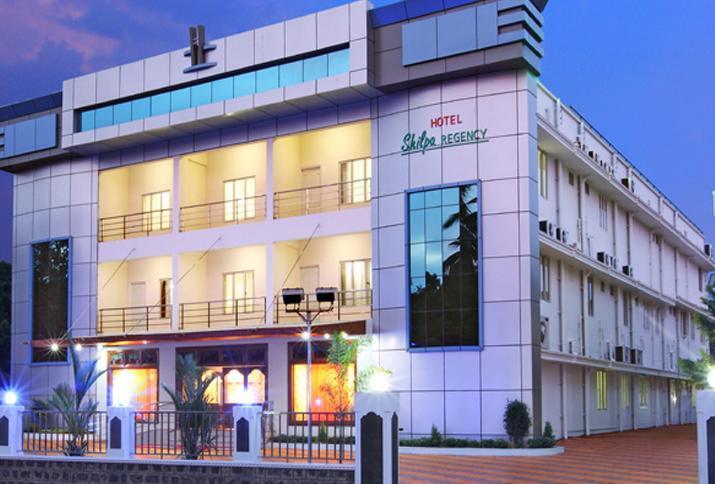 Hotel Shilpa Regency Kottarakara Экстерьер фото
